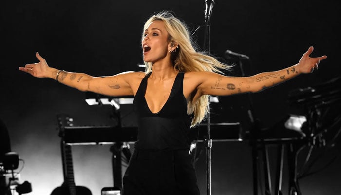 Miley Cyrus hits back at concert critics with fiery speech