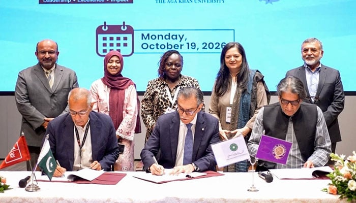 IBA Karachi Executive Director Dr S Akbar Zaidi (front-left), AKU President Dr Sulaiman Shahabuddin (front-centre), and Habib University President Wasif Rizvi (front-right) sign a Memorandum of Understanding (MoU) for AI-driven teaching and learning through academic collaboration and innovation. — Institute of Business Administration