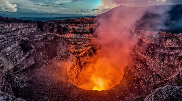 Volcano in Nicaragua near 2 million people hides two magma reservoirs, study finds