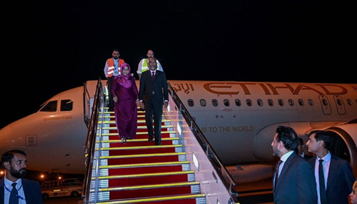 Maldives President Dr Mohamed Muizzu and First Lady Madam Sajidha Mohamed land at Islamabad International Airport on October 20, 2026. — X/ @presidencymv