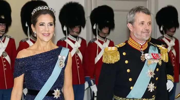 Queen displays pure royal perfection in breathtaking sapphire tiara debut