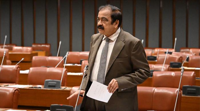 Govt urges opposition to hold talks on terrorism, advises PTI to come out of 'social media influence'