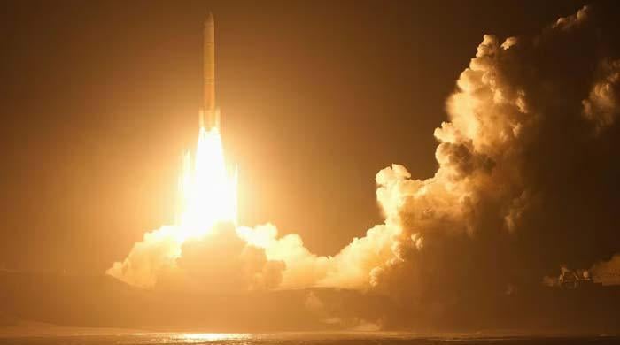 Japan probe on its way to Mars moon