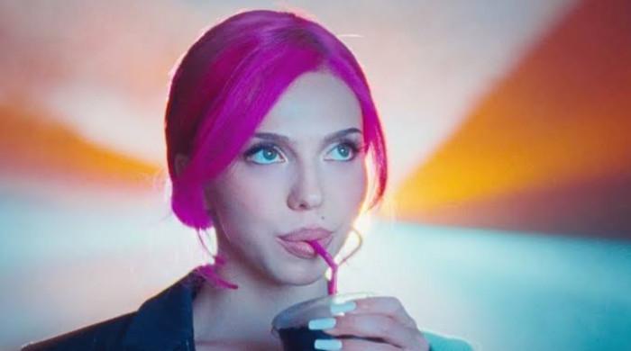 Adela drops major bombshell as 'PRIMA' kicks off records