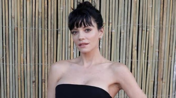 Lily Allen apologises to fans as she cancels show on her global tour