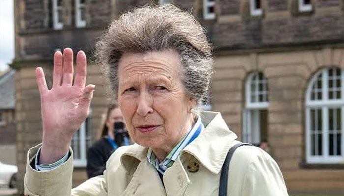 Princess Anne suited and booted for stylish arrival aboard historic Thames ship