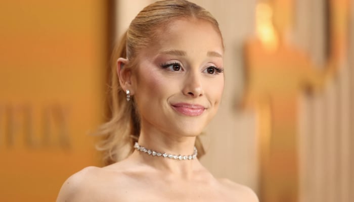 Ariana Grande follows Billie Eilishs footsteps for big decision: Collab?