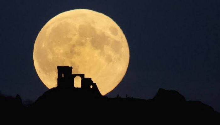 Hunter’s Moon peaks early Monday, October 26: Here’s when to see it