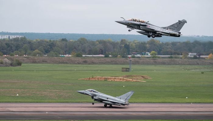 UK, France simulate nuclear strike for first time in warning to Russia