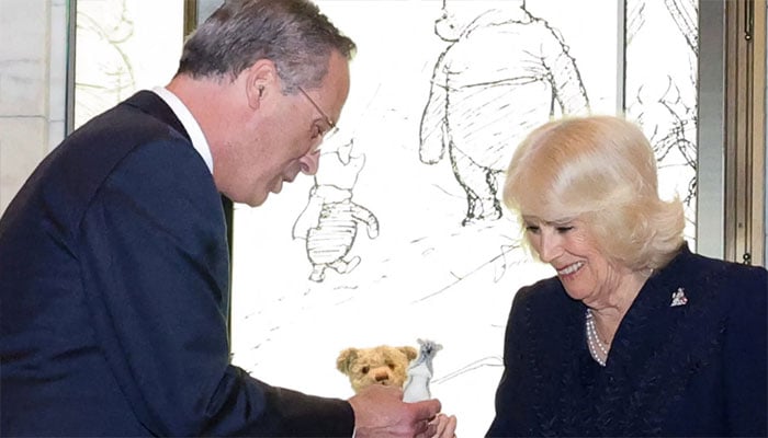 King Charles and Queen Camilla extend royal invitation, but New York fires back