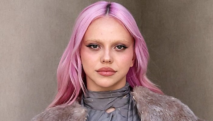 Adela sheds light on fighting for creative freedom against label