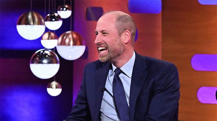 Prince William risks red sofa appearance, but it wasn't a royal brotherly message
