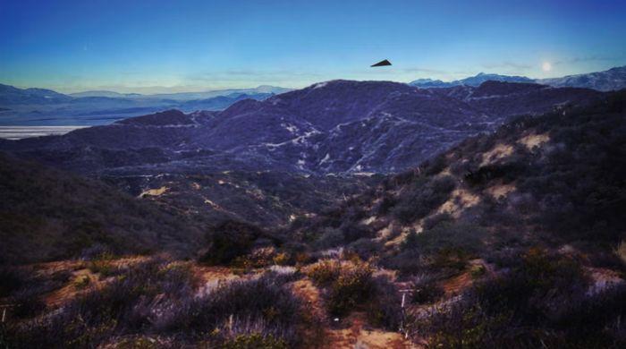 Pentagon UFO files reveal mysterious black triangle flying at fighter jet speed without sound