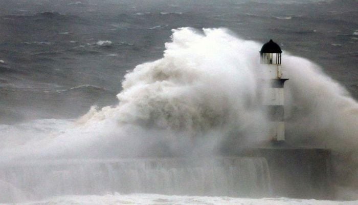 Storm Boelo batters UK with 80mph winds, causing travel chaos and cancellations