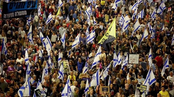 Thousands rally against Netanyahu ahead of vote, demand inquiry into October 7 failures