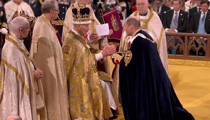 King Charles wont pass the throne to William