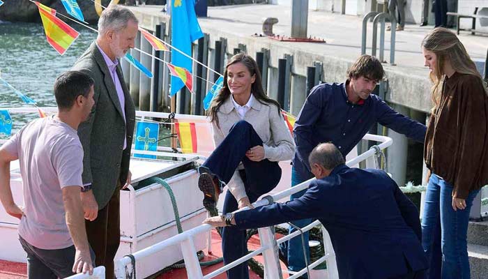 Queen remains unhurt as she faces terrifying moment at sea