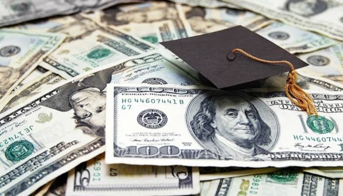 Student loan default: Who’s at risk and how borrowers can protect themselves