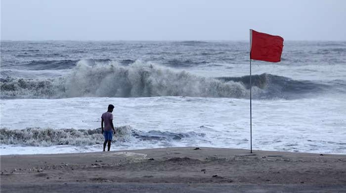 India to evacuate thousands as Cyclone Arnab nears eastern coast