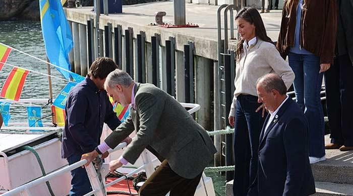Queen remains unhurt as she faces terrifying moment at sea
