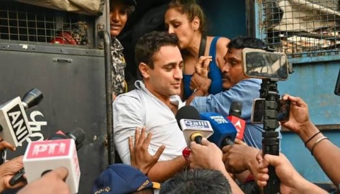 Imran Khan gets relief as Indian court pauses exit order