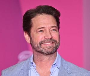 Jason Priestley says he had to cut off friends after 'Beverly Hills, 90210'