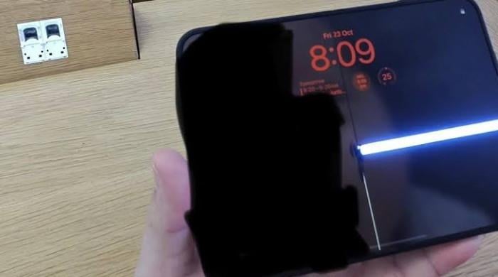 Apple acknowledges display issue affecting ‘small number' of iPhone Duo units