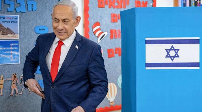 Netanyahu, Eisenkot stake rival claims to lead Israel after deadlocked vote