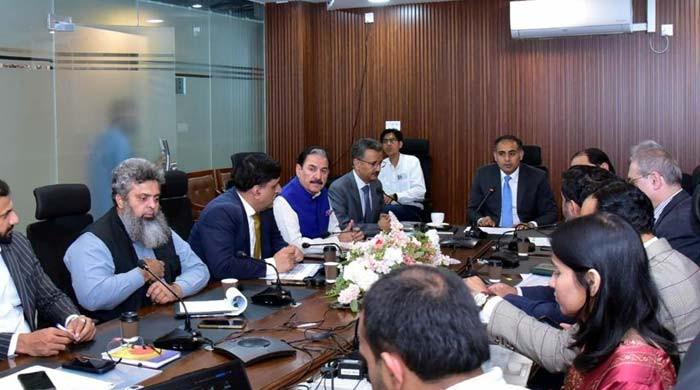 Govt seeks solutions to improve export financing for SMEs