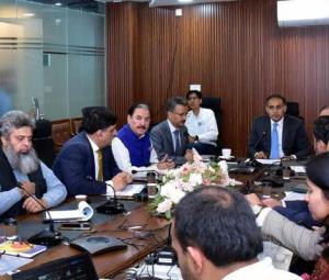 Govt seeks solutions to improve export financing for SMEs